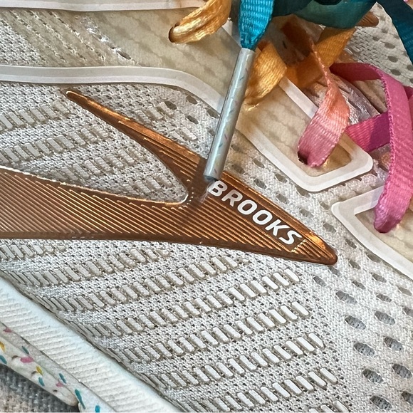 Brooks Ghost 12 Vanilla Sprinkles Limited Edition Sneakers - Picture 9 of 14